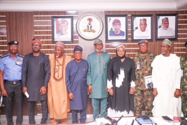 FG moves to secure natural resources as presidential committee meets service chiefs