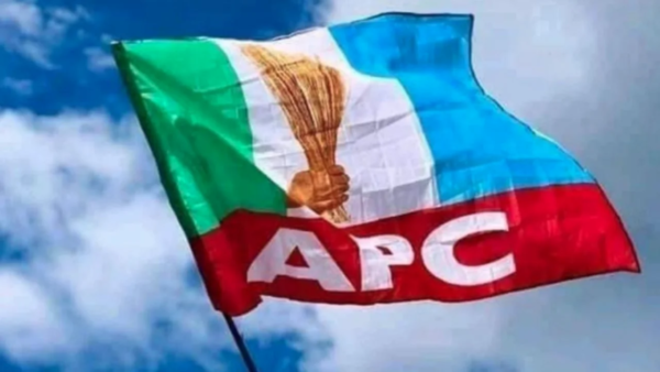 Ex- PDP Reps candidate defects to APC with 2,000 loyalists in Ebonyi