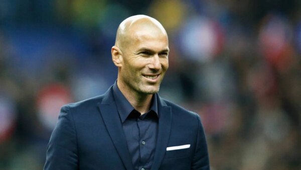 Zidane chooses between Man Utd, Bayern Munich for next job